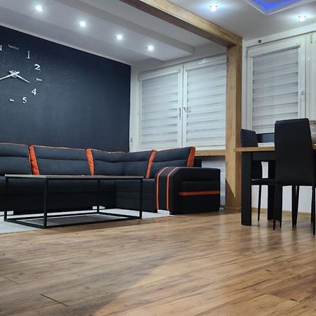 Ekskluzywny Apartament W Centrum Z Klimatyzacja I Balkonem ลูบิน ภายนอก รูปภาพ