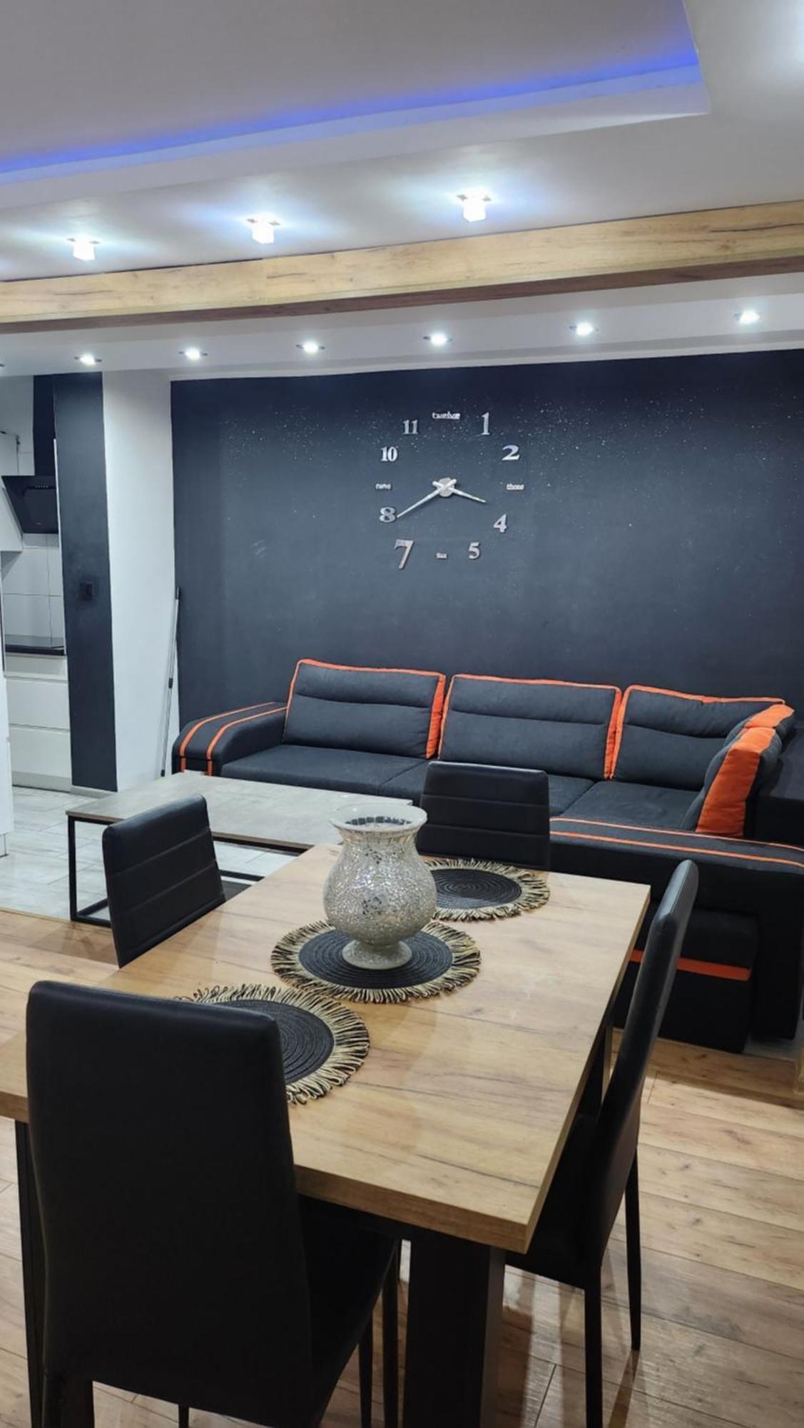 Ekskluzywny Apartament W Centrum Z Klimatyzacja I Balkonem ลูบิน ภายนอก รูปภาพ