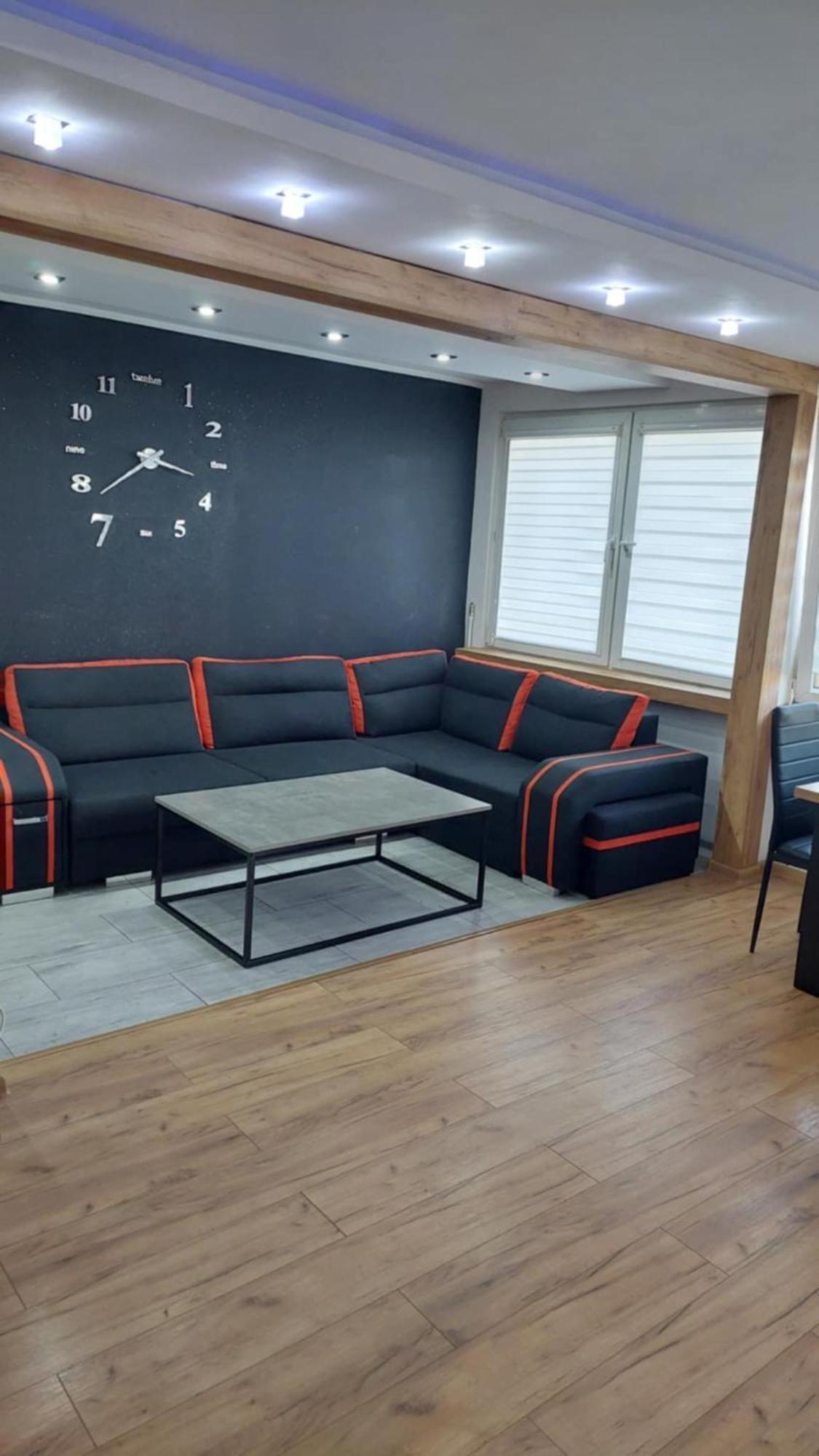 Ekskluzywny Apartament W Centrum Z Klimatyzacja I Balkonem ลูบิน ภายนอก รูปภาพ