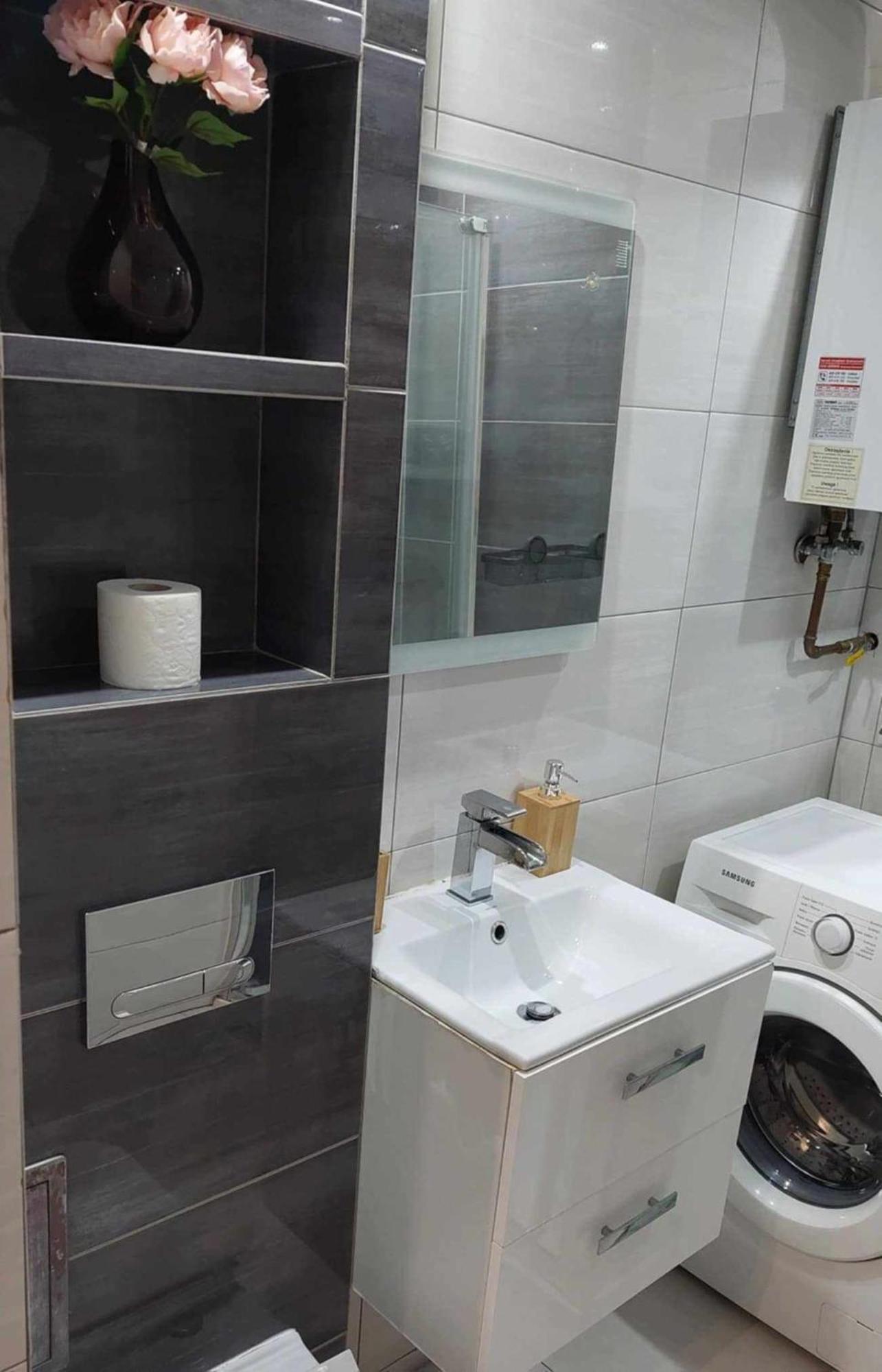 Ekskluzywny Apartament W Centrum Z Klimatyzacja I Balkonem ลูบิน ภายนอก รูปภาพ